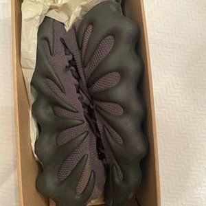 Yeezy 450 Size 7 Black